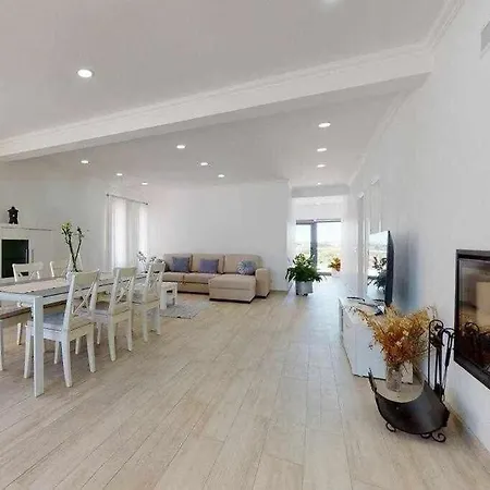 Malmequer By Fhr Private