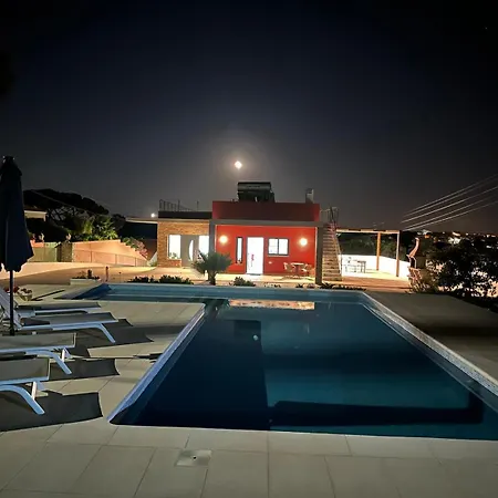 Villa Malmequer By Fhr Private