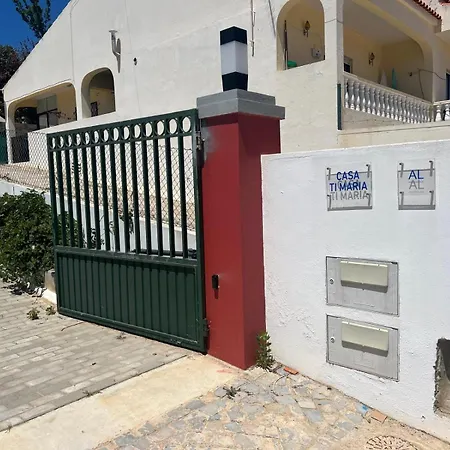 Villa Malmequer By Fhr Private Quarteira